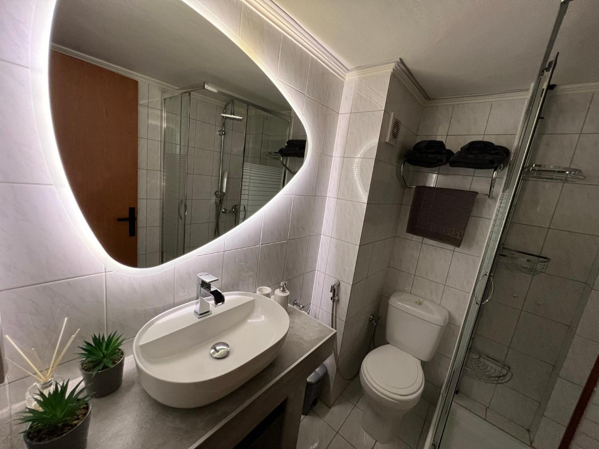 Supreme City Heart Apartment Alexandroupolis Exteriör bild