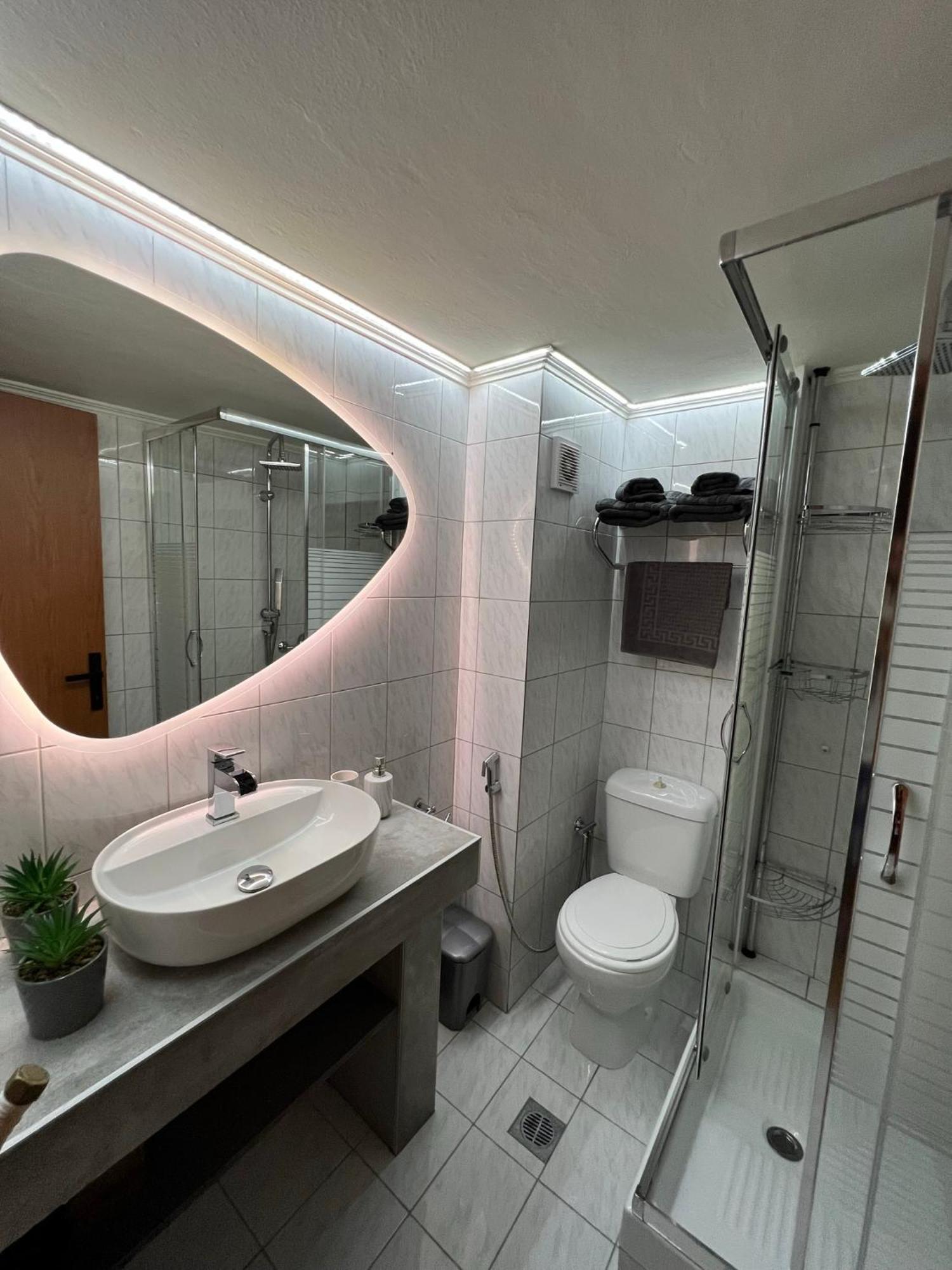 Supreme City Heart Apartment Alexandroupolis Exteriör bild